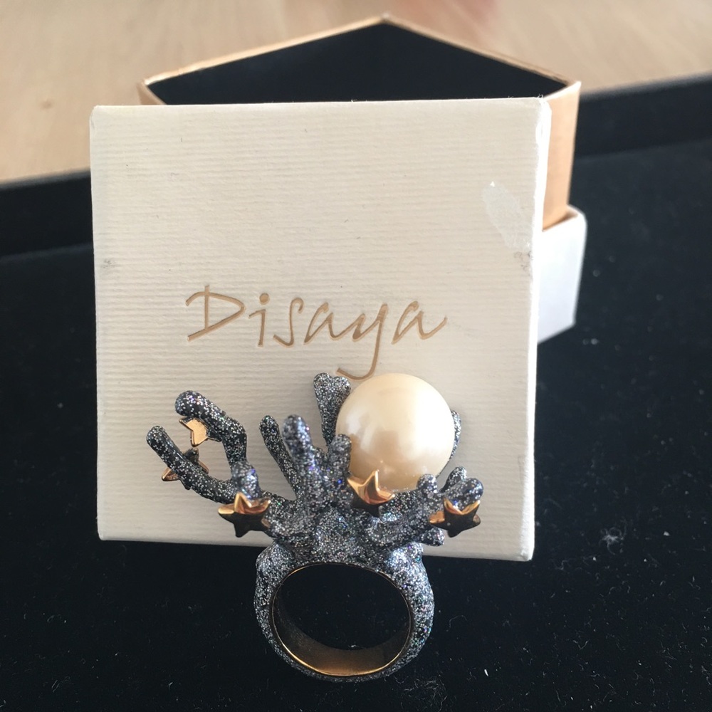 EXCELLENT CONDITION statement ring!